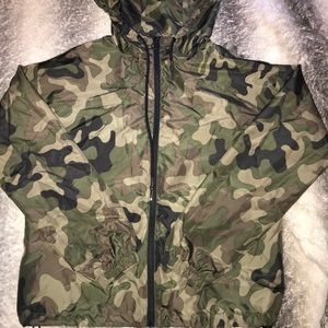 Garage  camo windbreaker size small $15